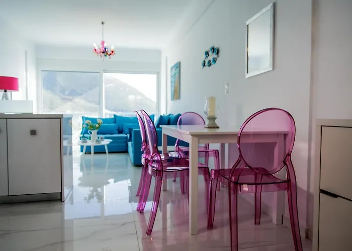 Seafront Luxury With Amazing View 瓦西利基