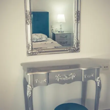 Seafront Luxury With Amazing View